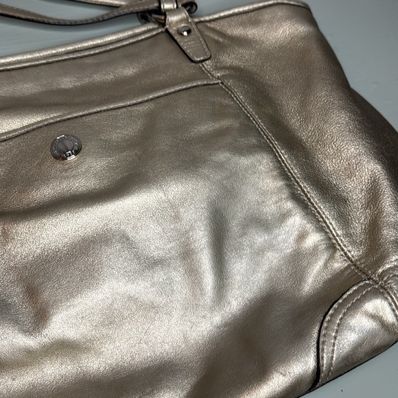 VINTAGE GOLD COACH BAG (OS) - Picture 5 of 7